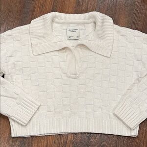 Abercrombie & Fitch cropped sweater